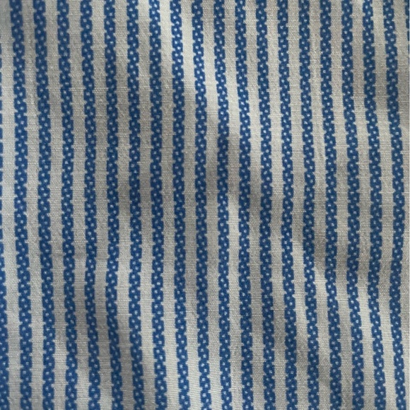 GAP Button-Front Cami - Picture 6 of 7